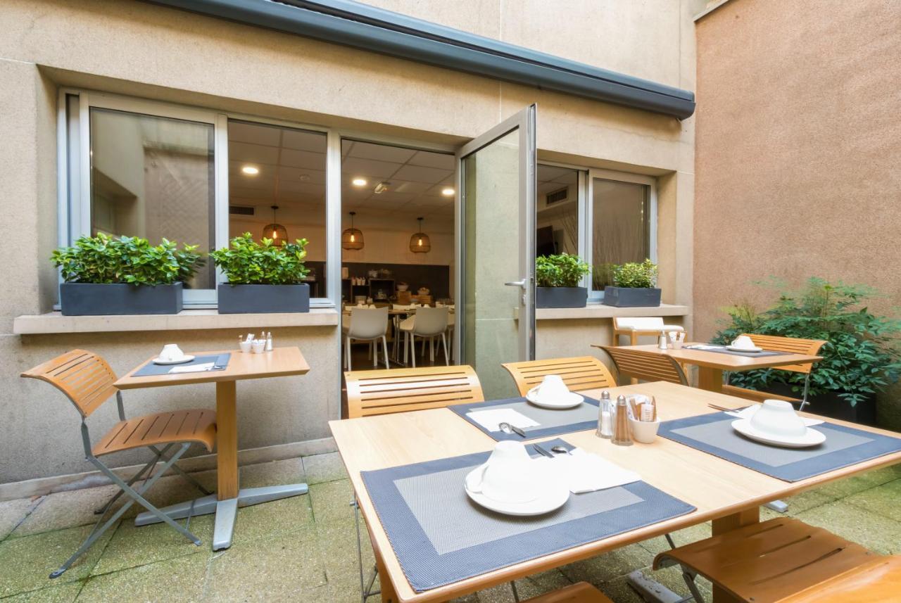 Hotel Le Richemont Paris Exterior photo